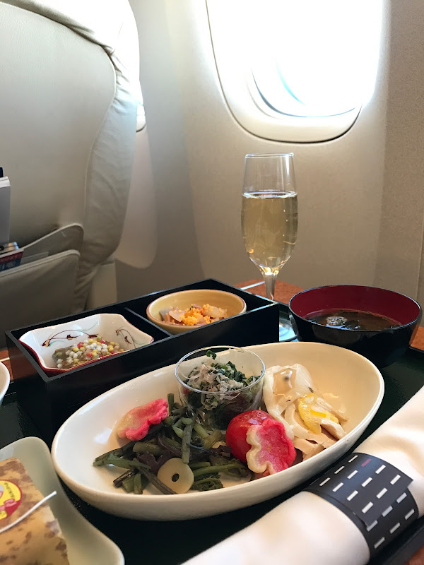 2017年の初・機内食 【飛行機旅】