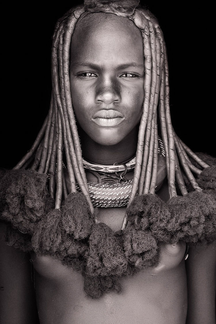 11 Mind-Blowing Pictures Of The Last African Nomads - A Nimbi Girl In Nambia