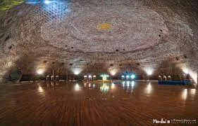 Global Vipassana pagoda