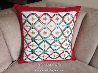 Embroidered-cushion-vagonite