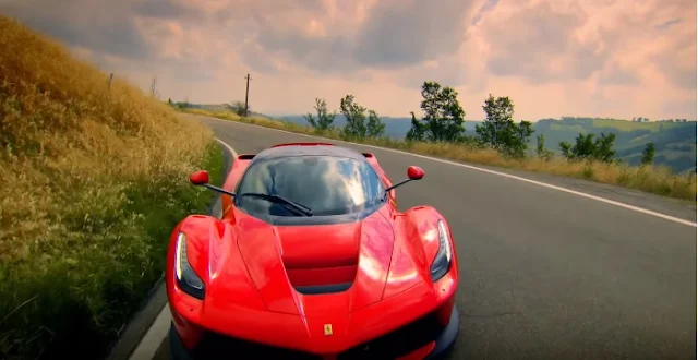 LaFerrari test-driven by Top Gear