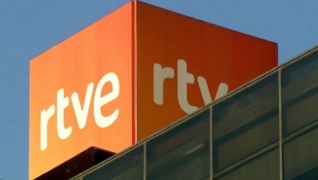 El ridículo de los diputados del PP al reprochar a TVE  algo que hace Twitter