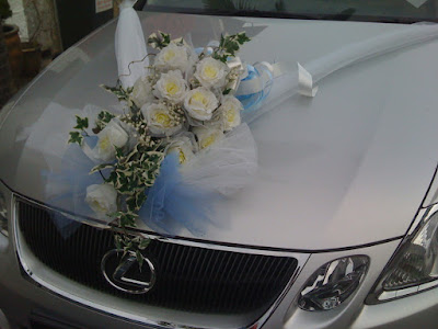 Tadahthe wedding car