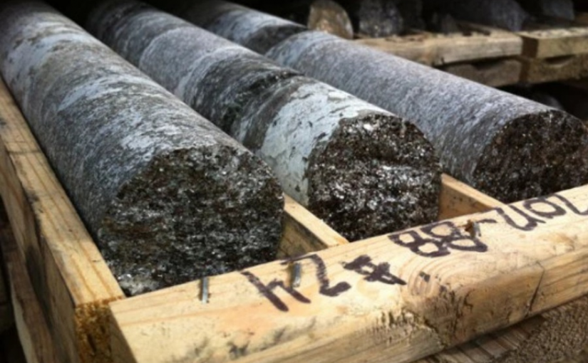 China Anode Material Production Cuts Deepen as Putailai Slows Output