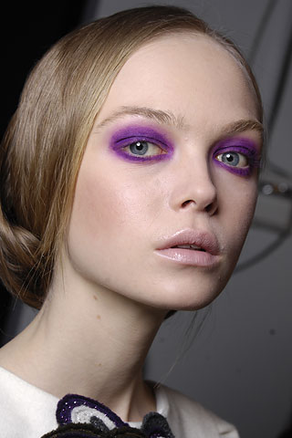 smoky purple eye makeup. The smokey purple