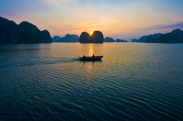 Cool Pictures of Halong Bay