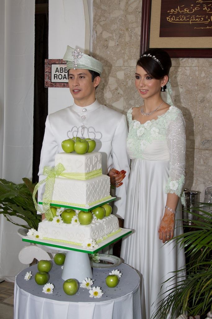 Wedding cakeGreen Apple theme