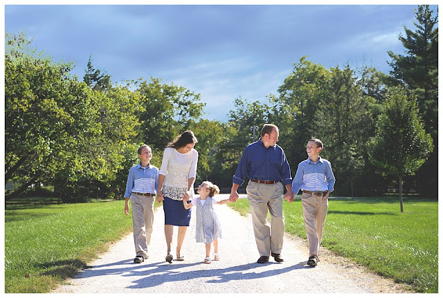 family photo session at Fowler Park