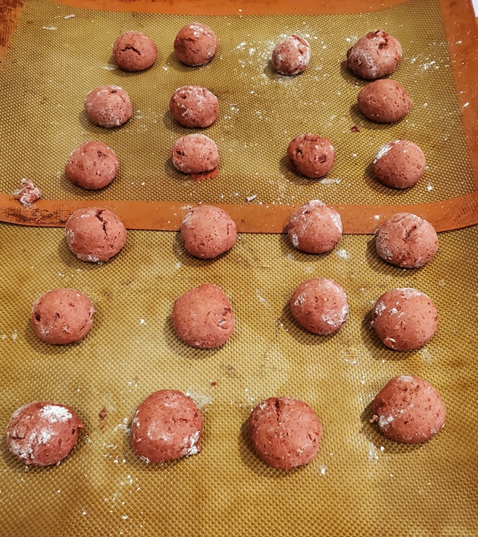 cake mix cookies red velvet cooling