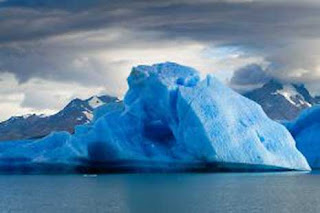 Gunung Es Raksasa Akan Segera Lahir di Antartika 