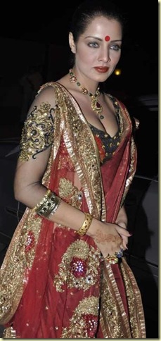 Stars_at_Fardeen_Khan_s_sister_Laila_Khan_wedding_reception_5_