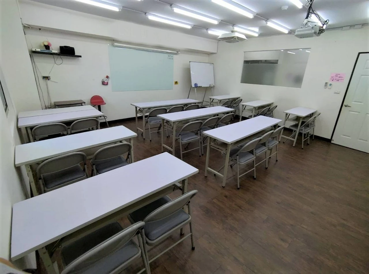 台北微風廣場場地租借-台北復興教室-501教室-教室型