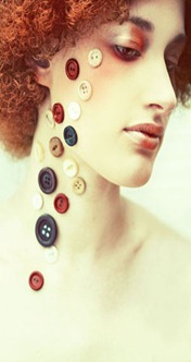 Buttons_by_larafairie