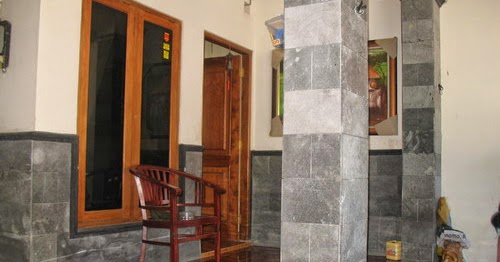 Dinding Teras  Rumah Minimalis Keramik  Motif Batu Alam 