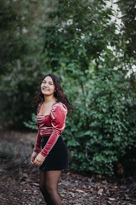 Teenagers posing for portrait for Christmas mini sessions with Morning Owl Fine Art Photography located in San Diego. 