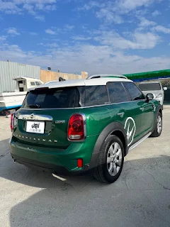 台南高大哥有一台 2019的 Mini Countryman   公里數2萬公里，車況超級好 。因為覺得太小台了所以準備換 BMW 大車 !!    因緣際會下上網找到我們估車 ，看我們北部的價格能不能拚贏南部 。後來我們的價格比他在南部找的車商來的高，所以就預約南下收購了 !!!  實際看車 ，整台車跟新的一樣 ，里程低 、鈑件正常 ，當然是快速買起來啦 !! 買完這台超讚Countryman ，還順便去吃文章牛肉湯慶功一下 。    這台新車價 185 萬 ，四人座超讚的 ，最近會回到店裡 ，想要的可以趕快買起來喔!!!謝謝高大哥的信任和支持 ，阿莎力就是讚啦 !!!