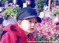 http://vietsukino.blogspot.com/2012/10/foto-masa-kecil-personil-super-junior.html