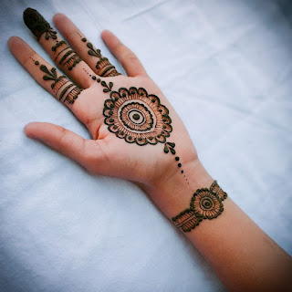 palm mehndi designs