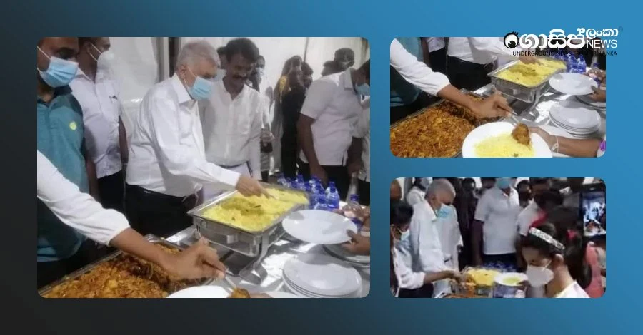 Prime-Minister-Ranil-who-came-to-a-dansala-in-Maradana-distributed-yellow-tea