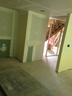 Fix wall on living room paint in naugatuck ct waterbury