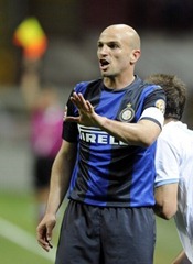  Inter Milan sudah punya pelatih baru usai mereka memilih Walter Mazzarri untuk menggantik Inter Milan Siap Buka Lembaran Baru