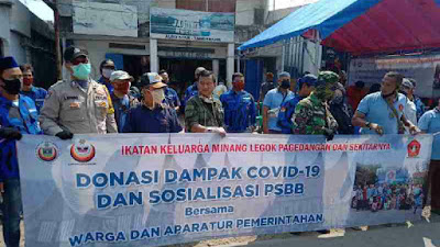 Ikatan Keluarga Minang Legok dan Sekitarnya Bersama Ormas Badak Banten Peduli Supir Angkot Dan Ojek Pengkolan.