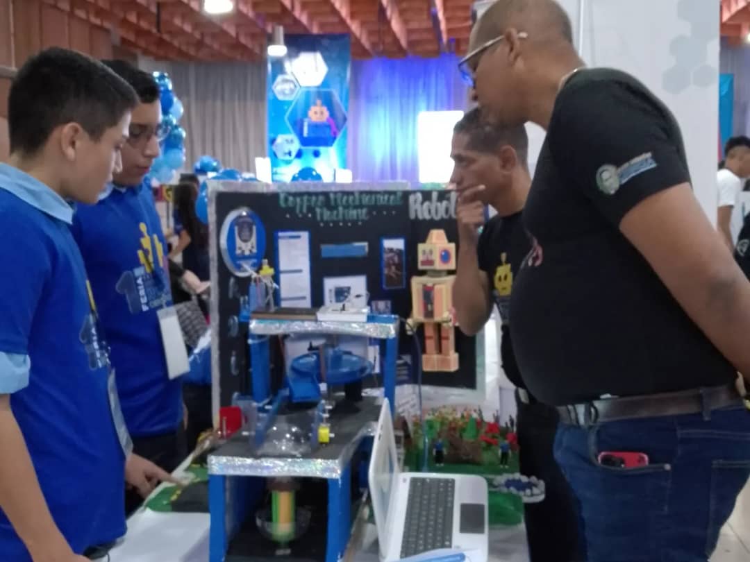 Mérida albergó Feria de Innovación y Olimpiada de Robótica