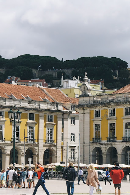 コメルシオ広場（Praça do Comércio）