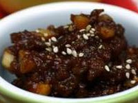 Kreasi Daging: Mae-un Maneul Sogogi Bokkeum  매운 마늘 소고기 볶음 (Spicy Garlic & Beef BokkEum)