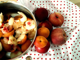 Confiture maison pêches abricots