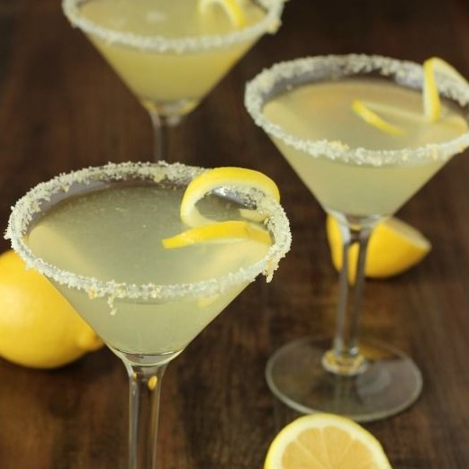 THE PERFECT LEMON DROP MARTINI #Drink #Cocktail