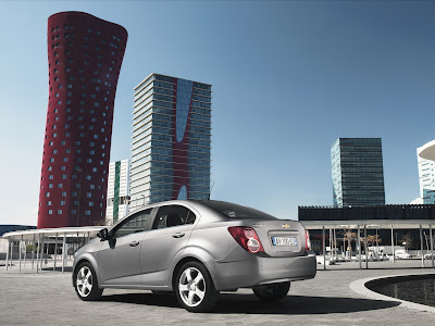 2012 Chevrolet Aveo Sedan wallpapers