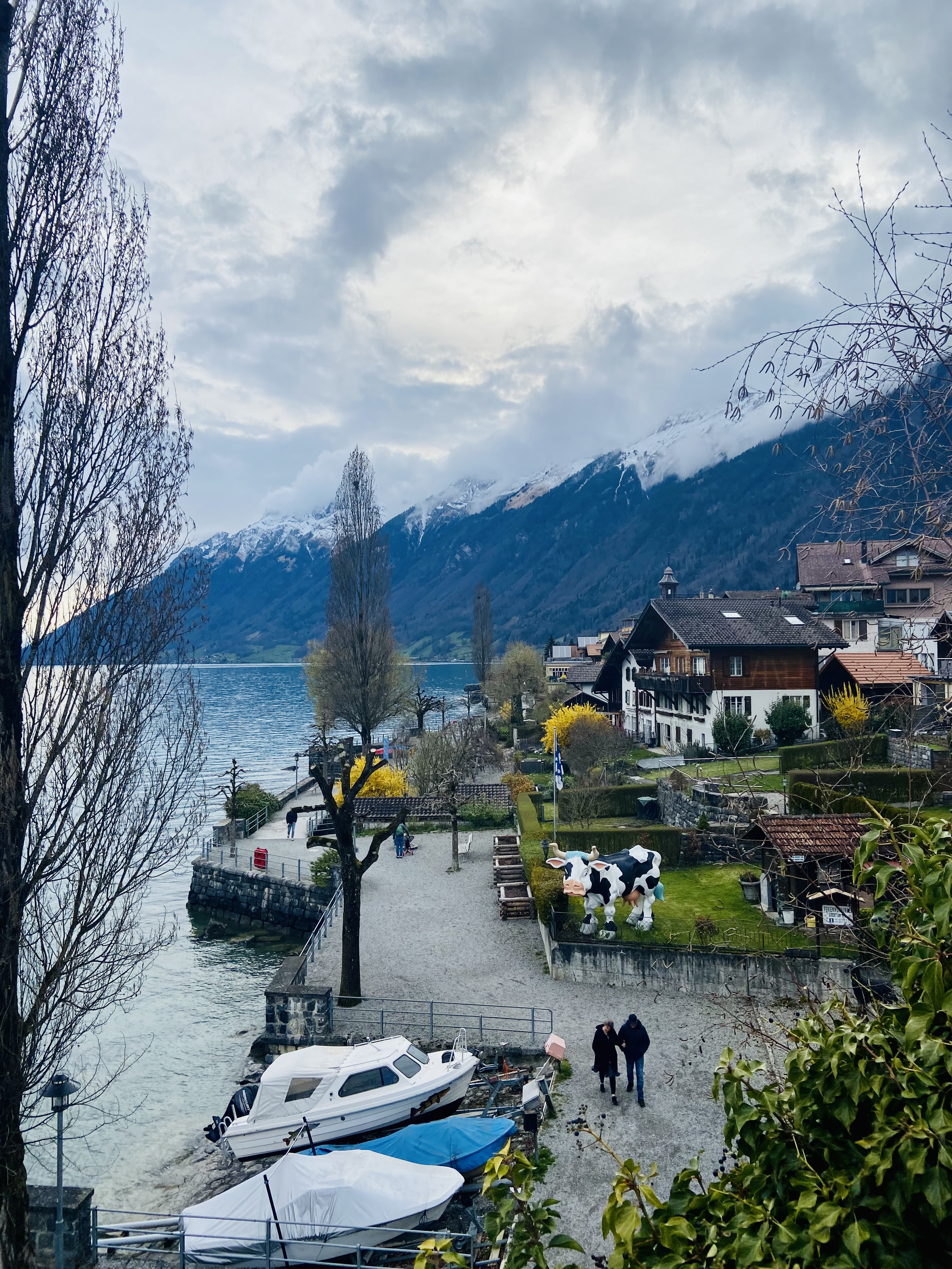 brienz lake switzerland easter weekend family εκδρομή μπρινζ βέρνη λίμνη ελβετία πάσχα οικογένεια