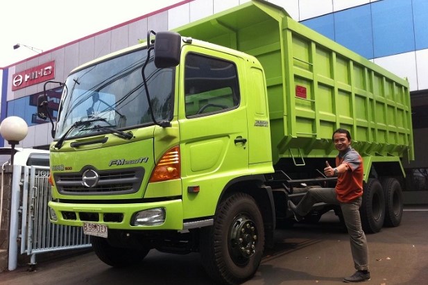 karoseri dump truck HINO