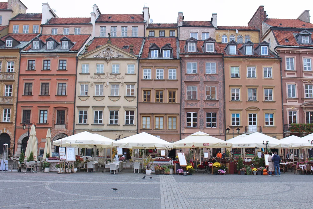 Colourful buildings in Warsaw Old Town - luxury travel blog
