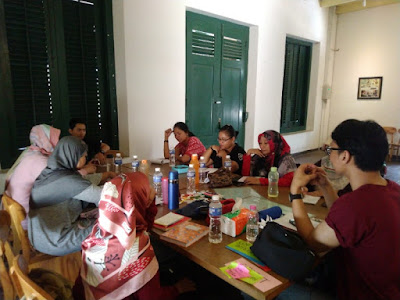Writing For Healing bersama Wahyu Bramastyo di Semarang 
