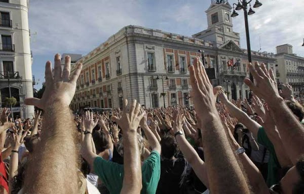 Más democracia o más caos