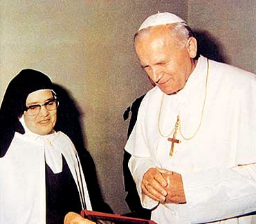 Juan Pablo II inolvidable: Carta de Juan Pablo II a Sor Lucía