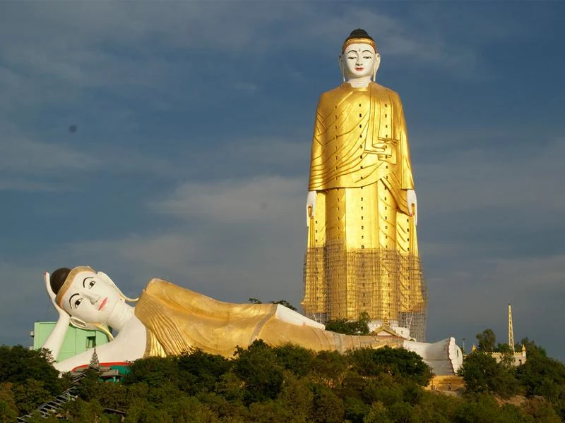 Buddha statues