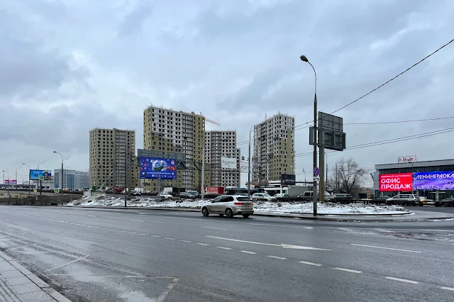 Автозаводская улица, Автозаводский мост, строящийся жилой комплекс Først («Симоновская 2») Forst