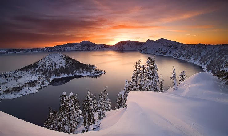 Winter Crater Lake US