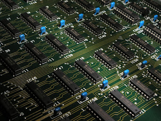 MIT Researchers Develop Light-Based Chips