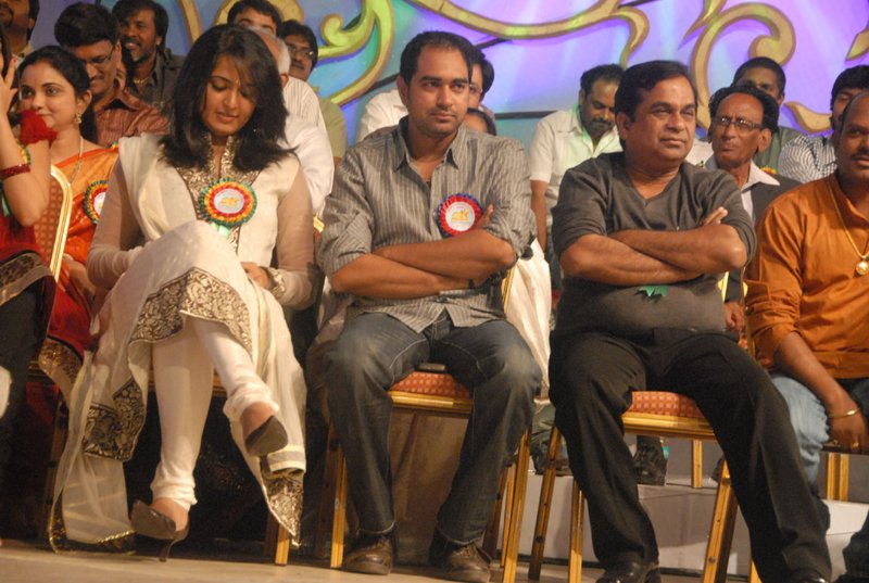 [2010+nandi+awards28-706451.jpg]