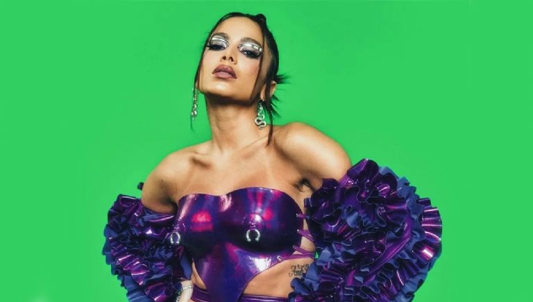 Anitta paraliza a las redes con un nuevo paso de baile que es viral | VIDEO