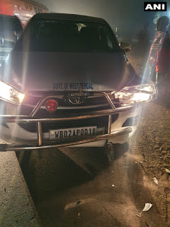Convoy of Union Minister Babul Supriya caught an accident in Assansol