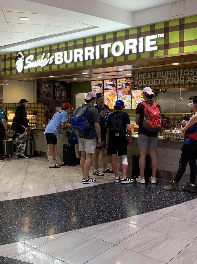 Smoke's Burritorie - Toronto Pearson Airport Terminal 3