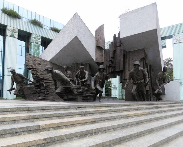 Pomnik Powstania Warszawskiego (Warsaw Uprising Monument) by Wincenty Kućma, plac Krasińskich, Warsaw