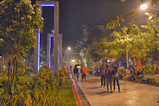 Taman Bungkul Surabaya Malam Hari
