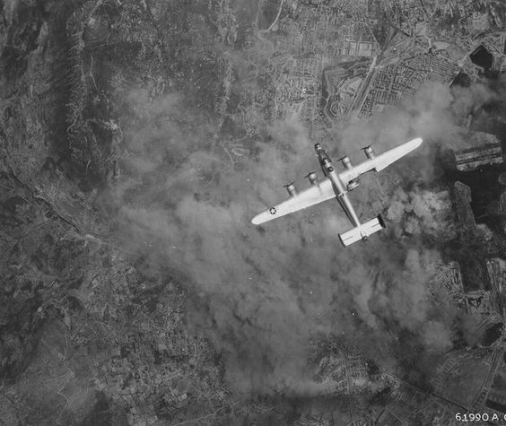 planes barely survived battle damage worldwartwo.filminspector.com