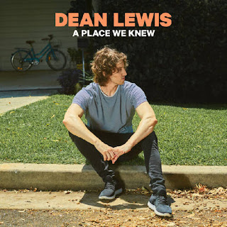 Pochette de l’album « A Place We Knew »